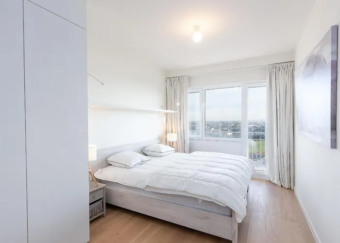 Royal Palace Iv 147 * Ostend